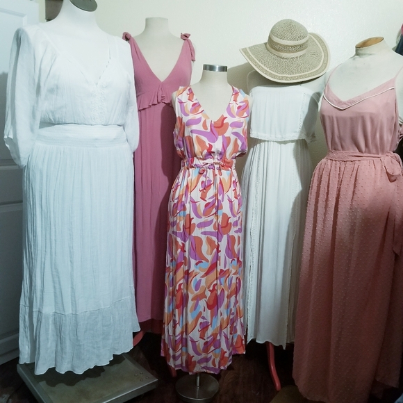 Shop these items in my closet! Like an item? Send me your Offer! - Picture 3 of 16